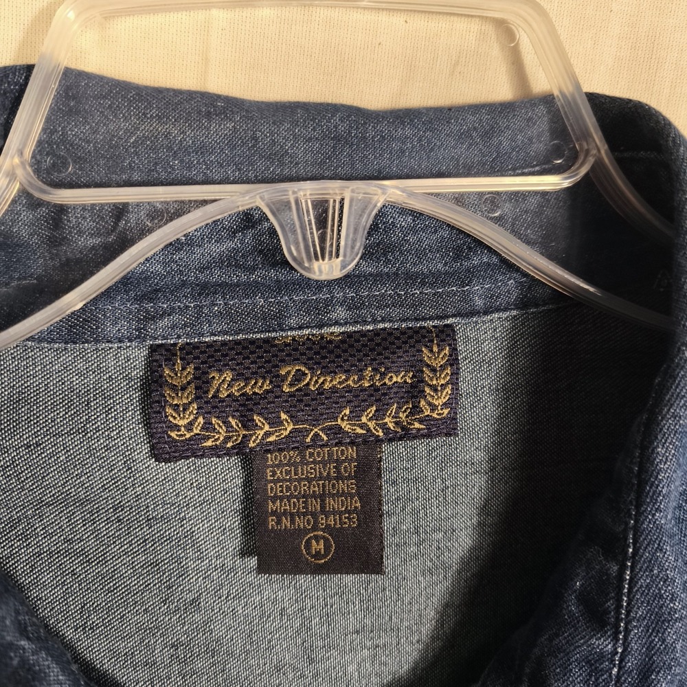 Vintage Style Embroidered Denim Jacket Ice Skating Cottagecore Whimsical Y2K - Picture 3 of 6
